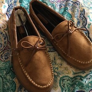 Men’s moccasins